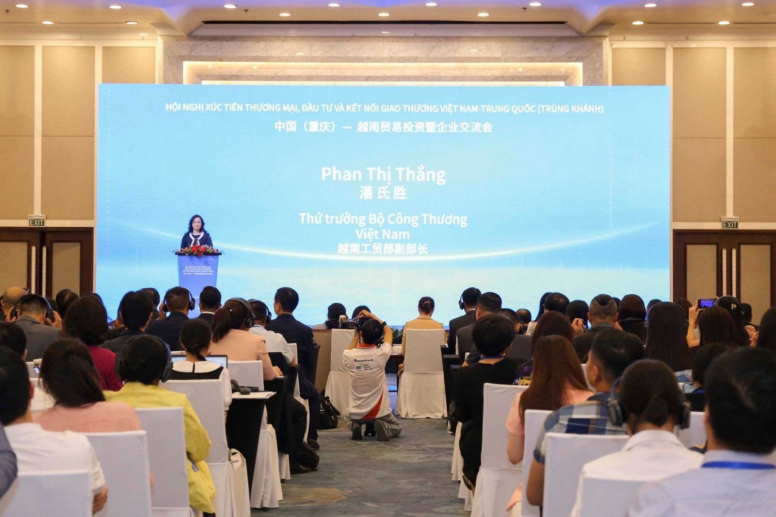 Thứ trưởng Phan Thị Thắng tiếp xã giao Phó Thị trưởng thành phố Trùng Khánh, Trung Quốc và dự Hội nghị xúc tiến thương mại, đầu tư và kết nối giao thương Việt Nam – Trung Quốc (Trùng Khánh) năm 2023