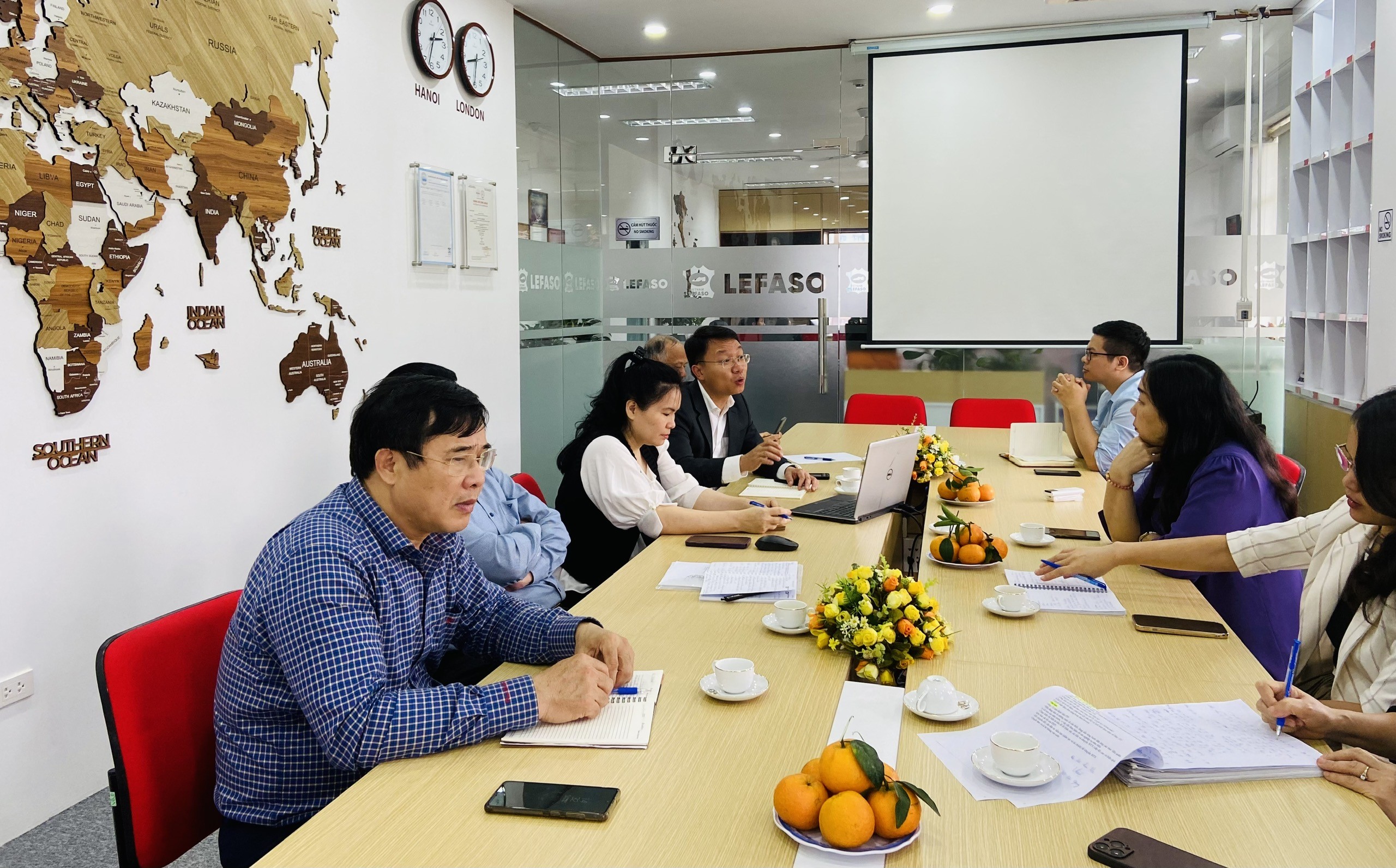 Hiệp hội Da Giầy Túi xách Việt Nam xin gửi tới Quý doanh nghiệp Phiếu khảo sát thông tin về hoạt động xuất nhập khẩu tại chỗ của các DN