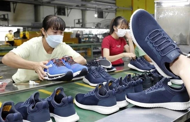 RIA Novosti: Việt Nam trong top ba nước xuất khẩu giày dép chủ chốt