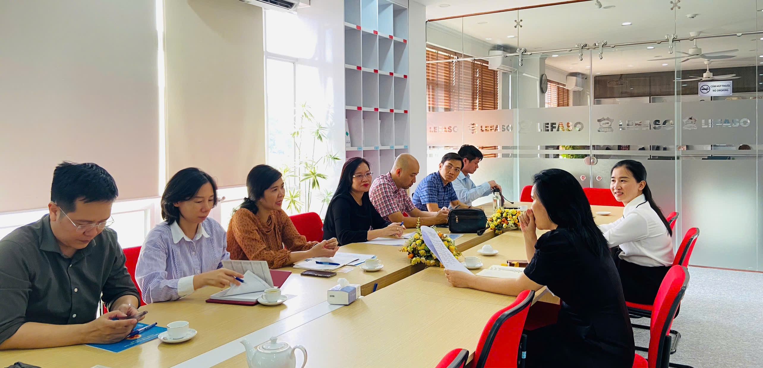 Tiếp đón đoàn cán bộ, công chức của Bộ Công Thương đi làm nhiệm vụ tại cơ quan đại diện, cơ quan Thương vụ  - Đại sứ quán Việt Nam