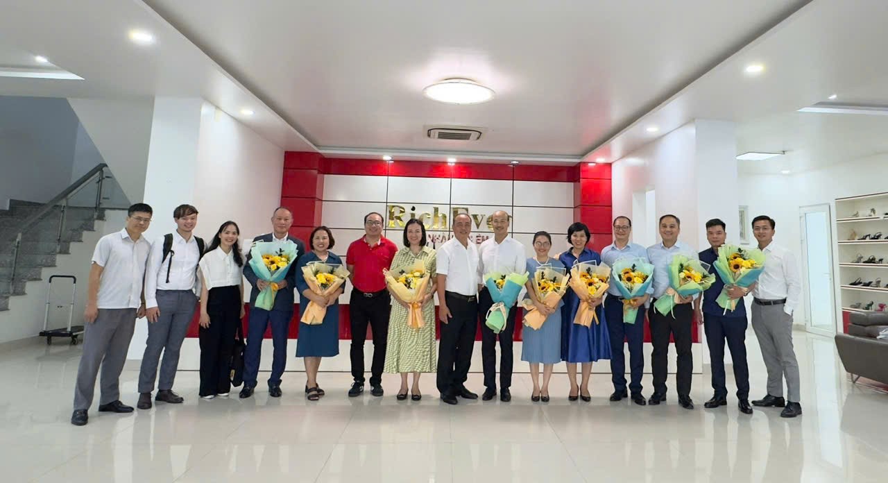 Hội thảo trao đổi, kết nối giữa Đoàn Trưởng CQĐD Việt Nam ở nước ngoài