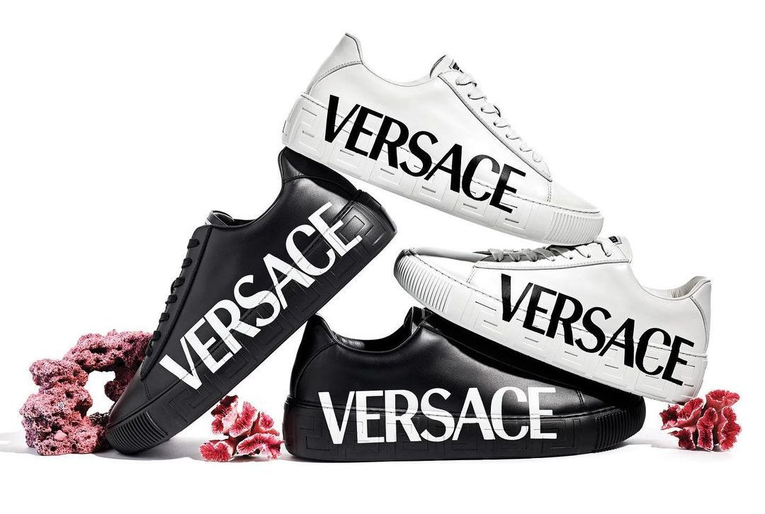 VERSACE ĐƯA HỌA TIẾT GRECA LÊN DÒNG GIÀY THỂ THAO MỚI