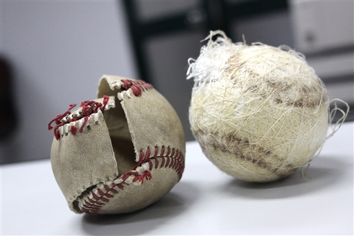 Tìm các nhà cung cấp nguyên liệu để sản xuất bóng chày với số lượng lớn