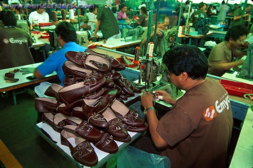  Ngành da giày, dệt may Nam Phi tăng cường phát triển
