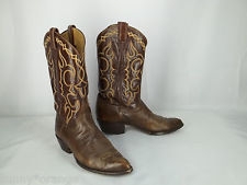 Australia- đồ da chuột túi linh hoạt, khỏe khoắn