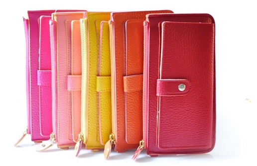 Tìm nhà máy sản xuất ví cầm tay nữ