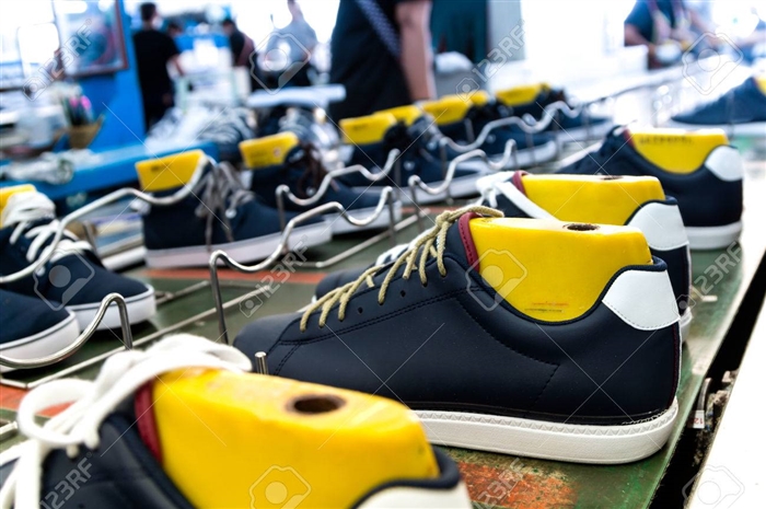  Ngành công nghiệp Zimbabwe kêu gọi đáp ứng các tiêu chuẩn quốc tế