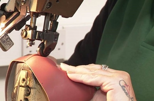 Northampton mở nhà máy sản xuất giày đầu tiên trong nhiều thập kỷ