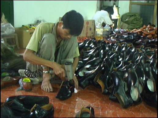 Làng nghề, phố nghề giày da thủ công, xưa và nay