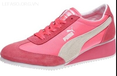 Puma lại giới thiệu giày thể thao đế cao Caroline