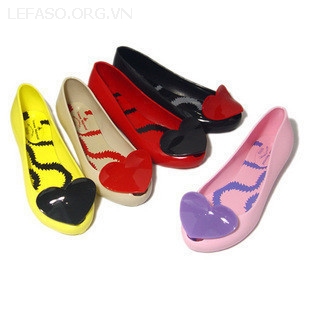 Ngành công nghiệp giày dép Brazil “trong khủng hoảng” 