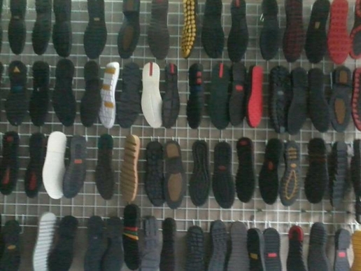 Nhập khẩu nguyên phụ liệu dệt may, da giày từ các thị trường tăng mạnh trong hai tháng đầu năm 2014